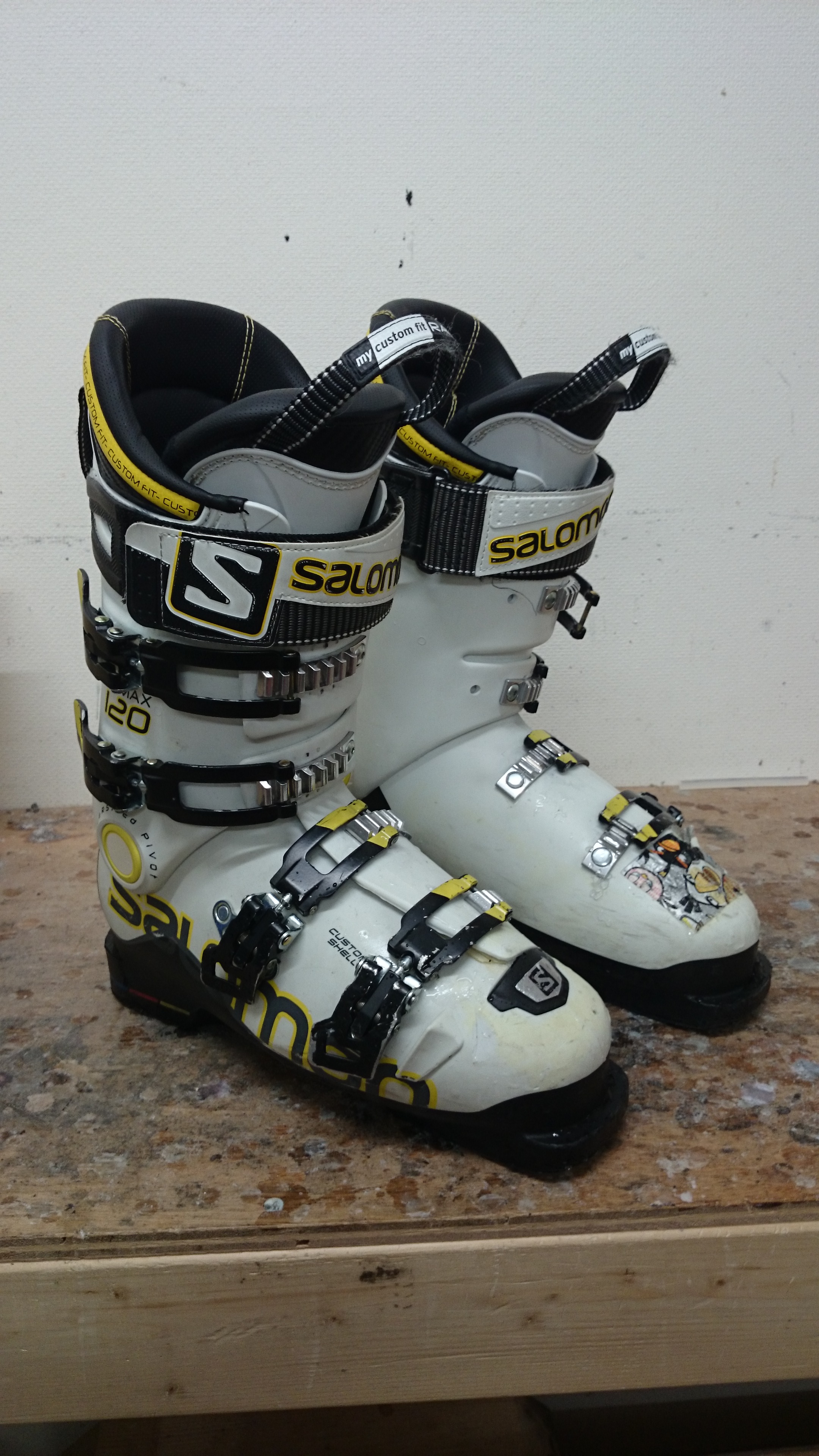 old salomon ski boots